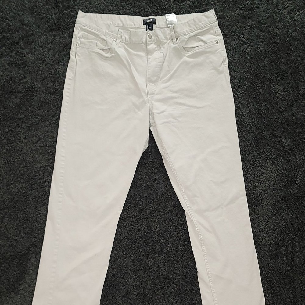Chinos